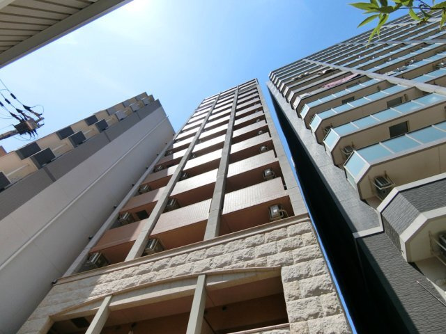エステムコート心斎橋EASTエリジオンの外観