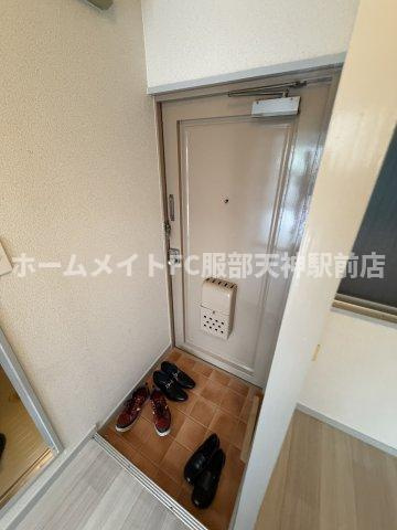 ハイツ交邦の玄関