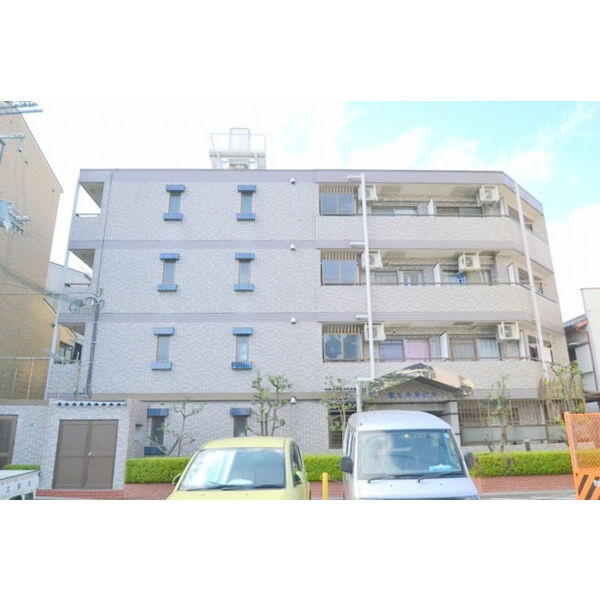 第5中本ビルの外観