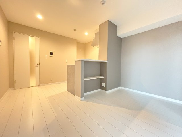 GRAND STEADY西中島の居間・リビング