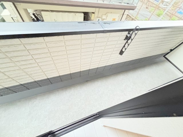 GRAND STEADY西中島のバルコニー
