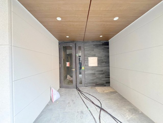 GRAND STEADY西中島のエントランス