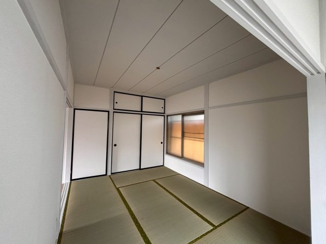 市川アパートの収納