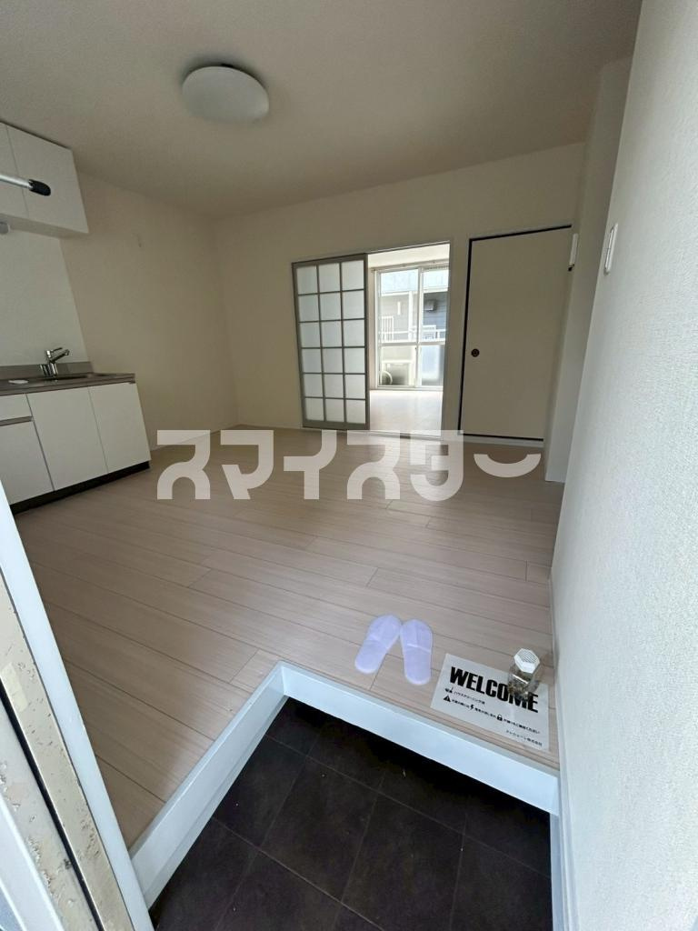 レジデンス吹上Ａ号棟の玄関