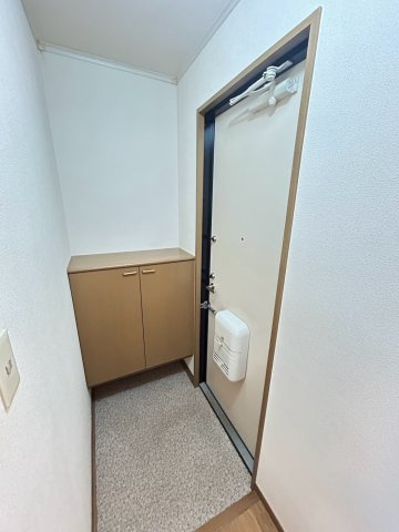 アンジュールの玄関