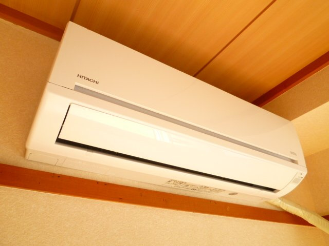和室６帖のエアコンです♪