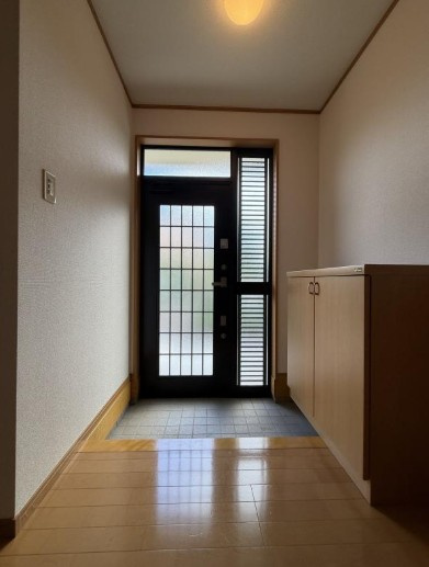 もみの木プレイスの玄関