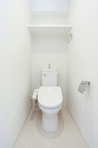 サヴォイラルカンジュ　10階のトイレ|別号室のものになります。現状優先。