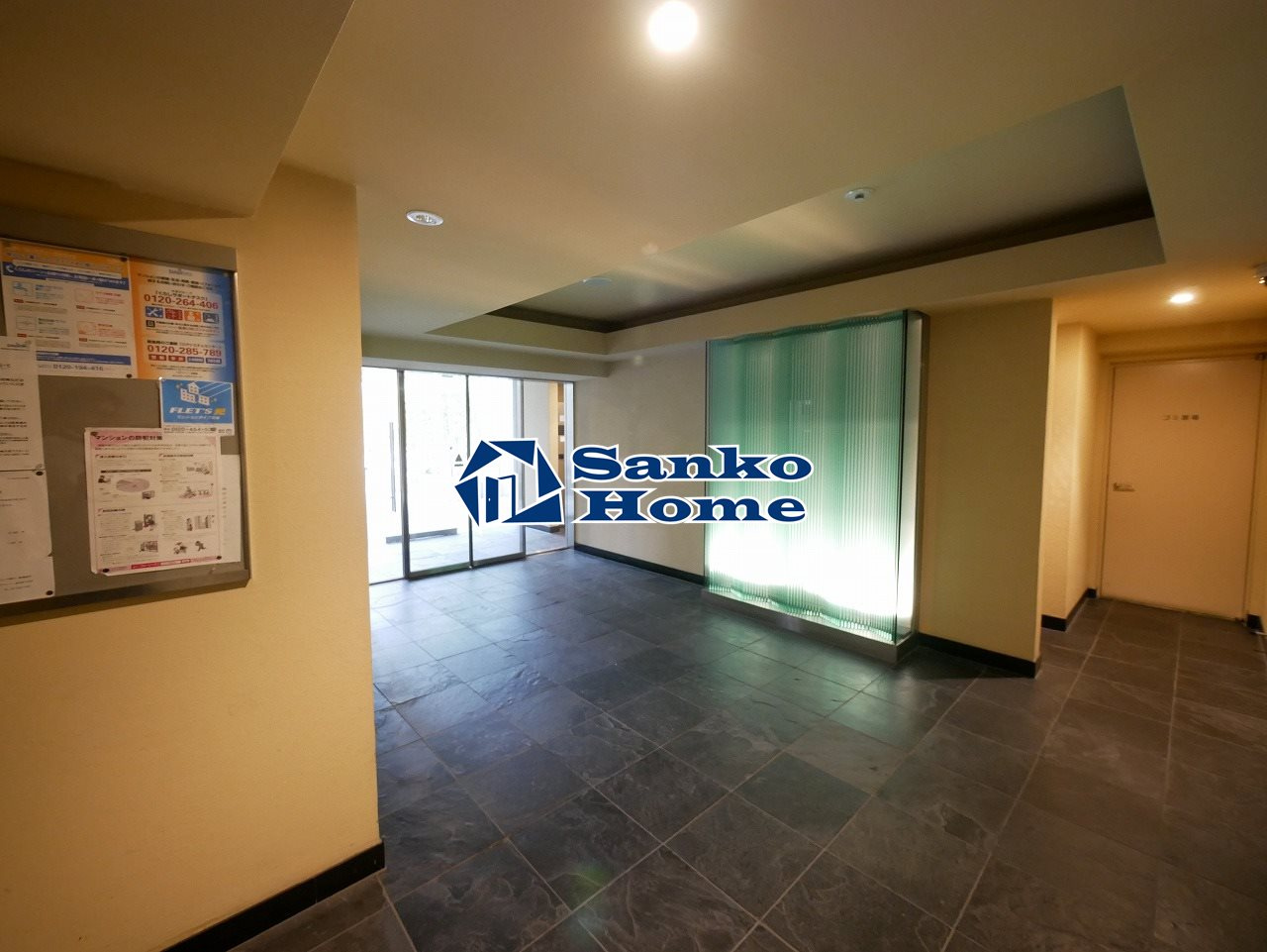 ステージグランデ新川のロビー