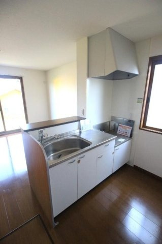 クレセントコート C棟のキッチン