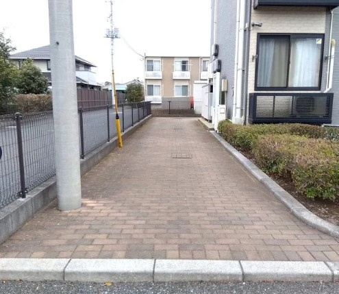 レオパレスかさぎののエントランス