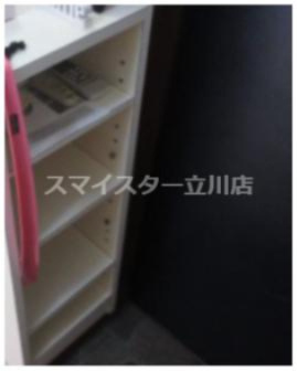 アスティオンの収納