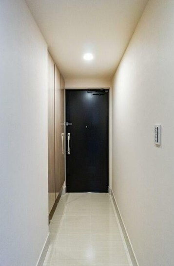 荒川区町屋８丁目の賃貸マンションの玄関
