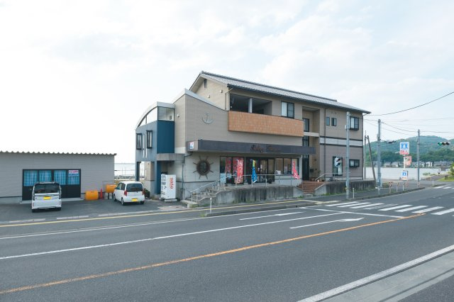 松崎住宅の前面道路含む現地写真