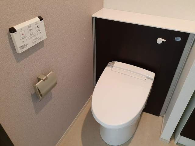 アヴニールのトイレ|温水洗浄便座