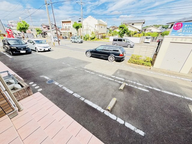 メルヴェーユ五条の駐車場|別号数タイプ