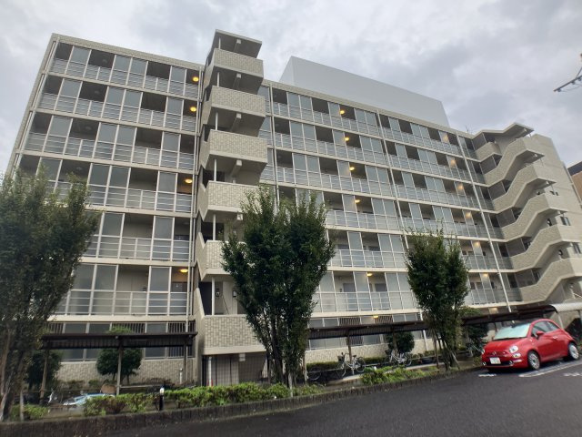 アリスタ常滑の外観