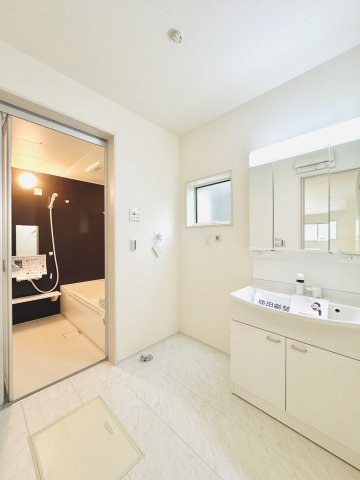 Livele Garden藤岡市藤岡　新築住宅１号棟の独立洗面台