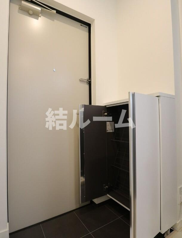 豊島区西巣鴨１丁目のアパートの玄関