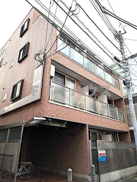 ロイヤルローズの外観