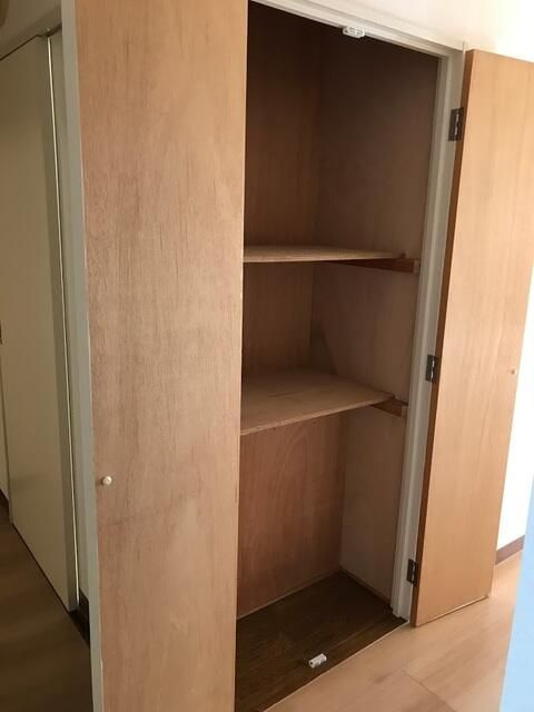 コーポレート小金井梶野通り２号棟の収納