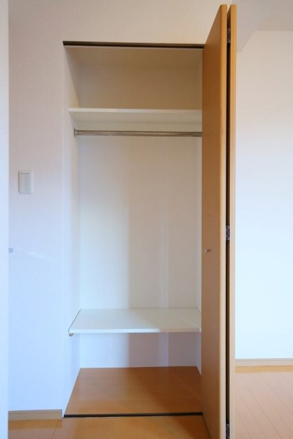 日神デュオステージ笹塚西館の収納|たっぷりとした収納スペースです