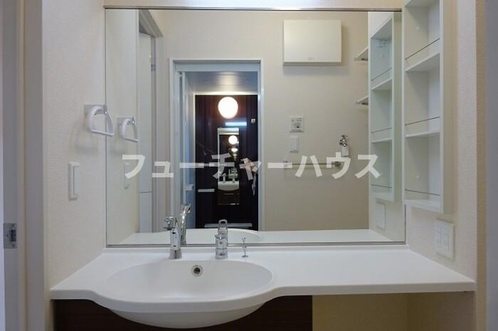ドッググレイスコートの洗面所