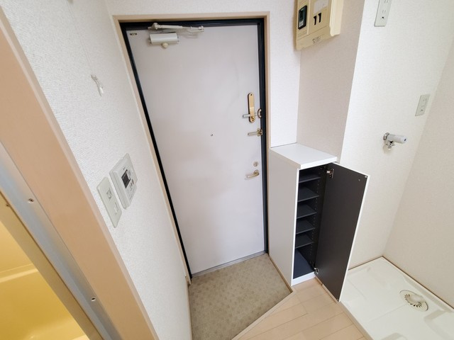 リエス武蔵野の玄関