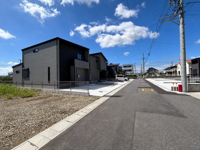 ダイマルタウン　大垣市上面第3　全7区画分譲の前面道路含む現地写真|■前面道路　■ヤマダ不動産　株式会社リライフ　
■夢のマイホーム購入をフルサポートします！