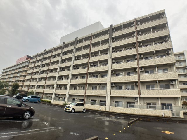 アリスタ常滑の外観