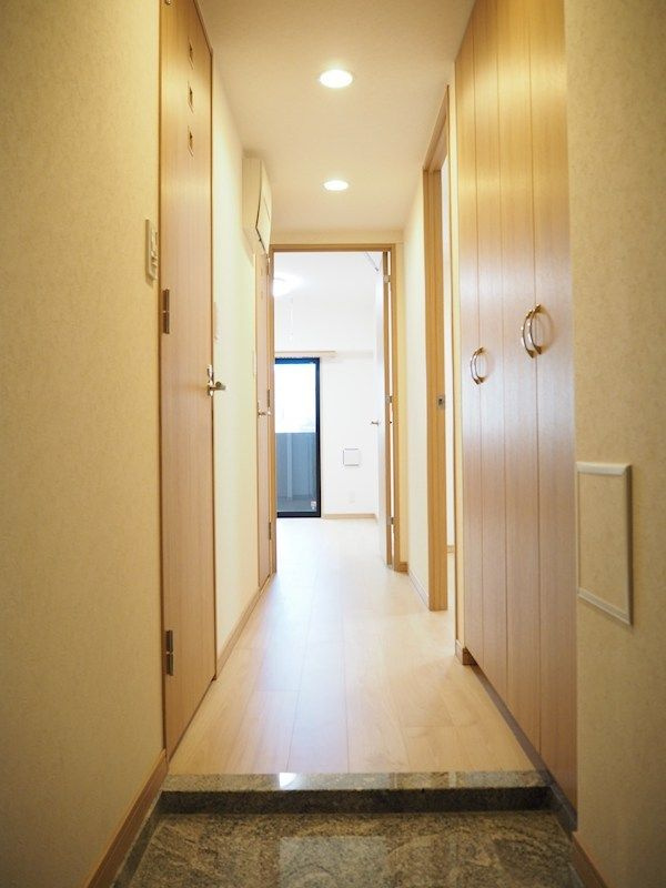 ルーブル大森西の玄関