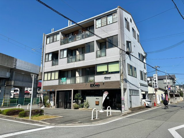 福産ビルの外観