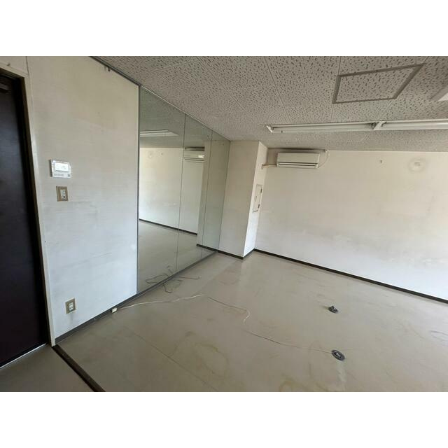 福産ビルの内装