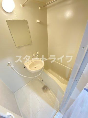 大阪市淀川区西中島２丁目の賃貸マンションの浴室