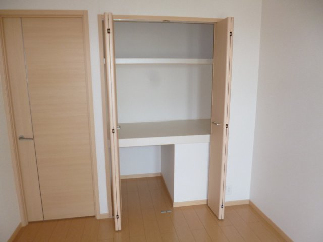 グランツ　ミッテⅡの内装|収納（南側洋室）