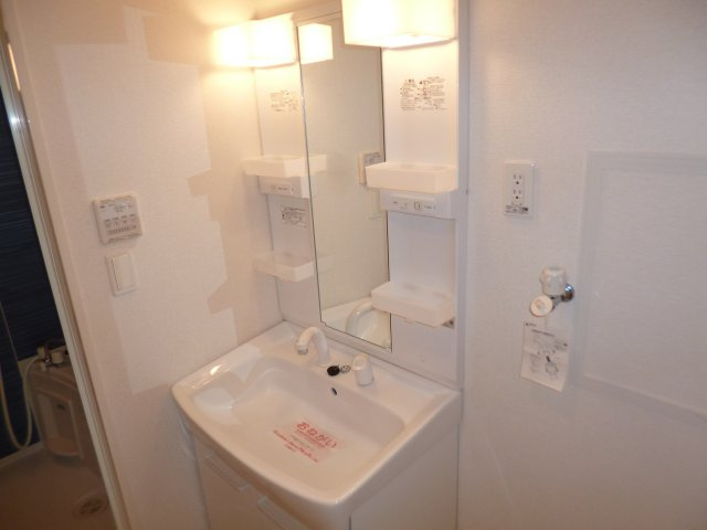 グランツ　ミッテⅡの洗面所|洗面洗髪化粧台