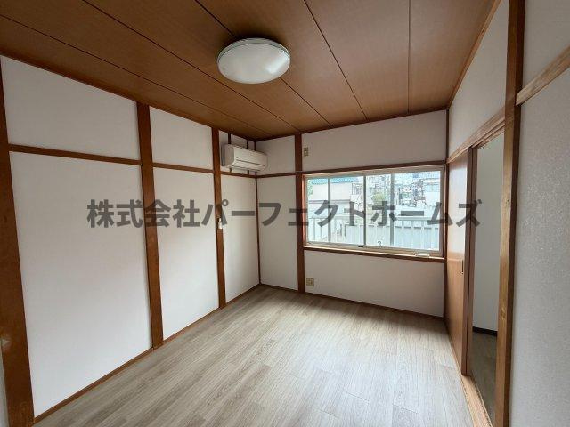 新之栄町戸建　賃貸の洋室|広々とした洋室です