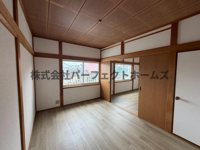 新之栄町戸建　賃貸の洋室|使い勝手のいい洋室です