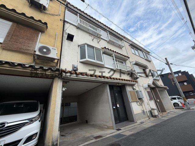 新之栄町戸建　賃貸のエントランス|エントランスです