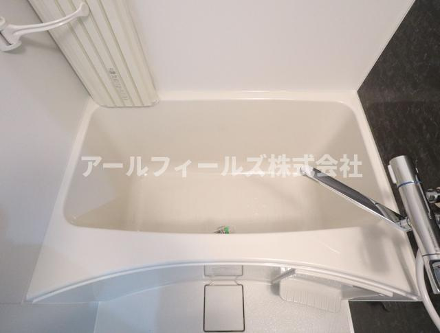 アリロッセ新鎌ヶ谷の浴室|バス