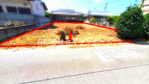 深谷市東方　建築条件なし（土地広々101坪超）の外観