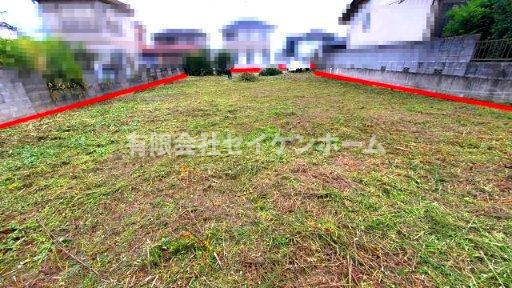 深谷市東方　建築条件なし（土地広々101坪超）の外観