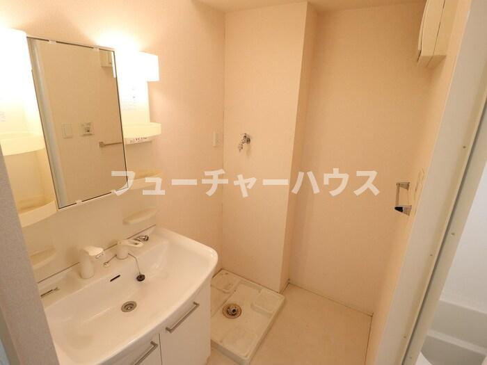 フォレストピア吉沢の洗面所