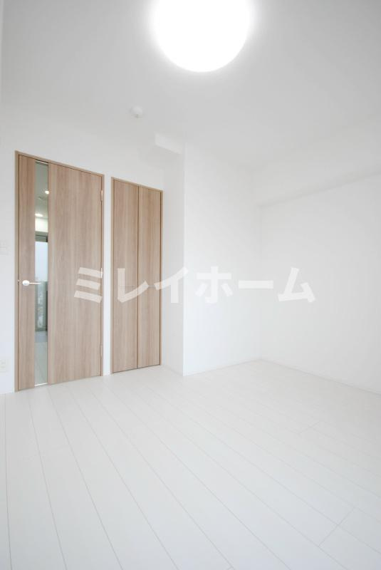 プレミアムキューブ大森本町の寝室|同建物内別のお部屋の参考写真になります。