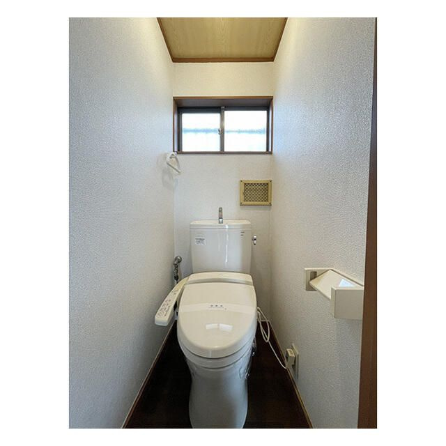 世田谷区深沢２丁目戸建のトイレ|シンプルで使いやすいトイレです