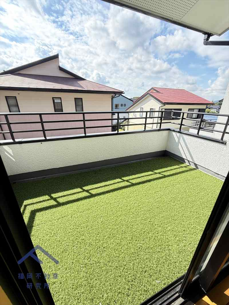 宗像市公園通り２丁目　戸建てのバルコニー