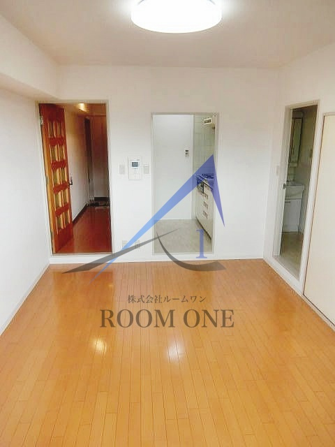 ライオンズマンション池袋要町第二の居間・リビング|洋室のお部屋です。