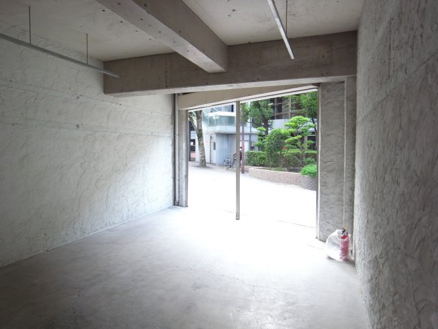 茨木市末広町の店舗一部