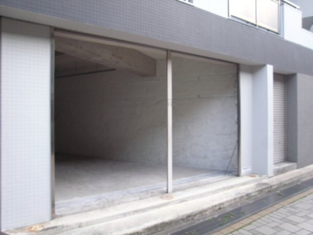 茨木市末広町の店舗一部