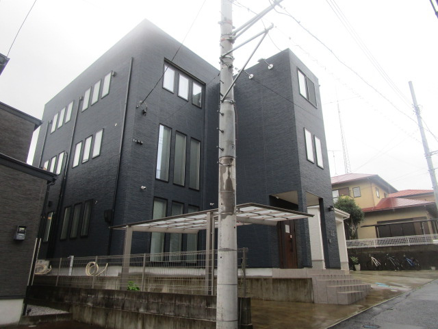 小田原市久野の倉庫